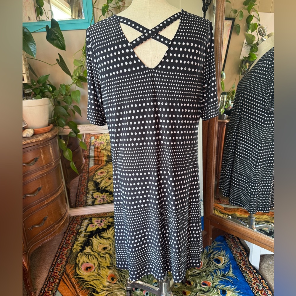 Chicos Polka Dot X Back T Shirt Dress Black White Short Sleeve Womens XL/16 - Picture 4 of 9